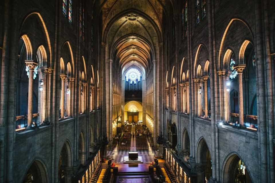 merlin_127373405_12954ec5-bf85-42bb-b511-5222f04f2d9c-superJumbo